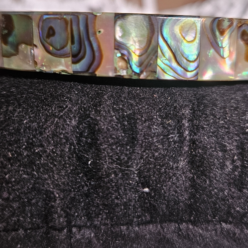 Abalone Shell Hard Bangle - Picture 7 of 7